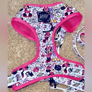 Sassy Woof • Disney • Minnie Mouse & Daisy Adjustable Harness + Leash • Medium